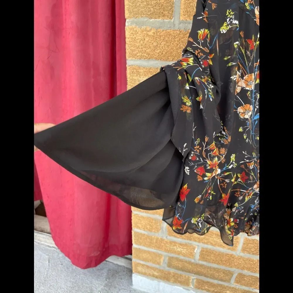 CLOVER AND SLOANE Garden Vine One-Shoulder Dress - Picture 9 of 13